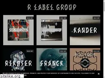 r-label.group