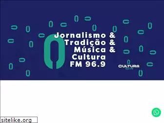 radioculturaxaxim.com.br