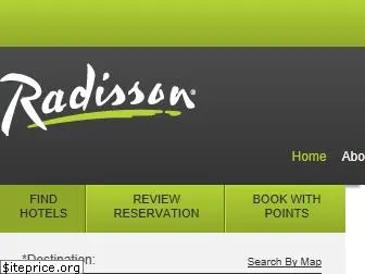 radisson.com