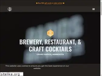 rapidsbrewingco.com