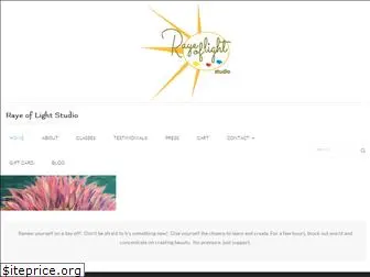 rayeoflightstudio.com