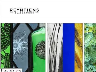 reyntiensglassstudio.com