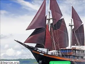 sailingkomodo.com