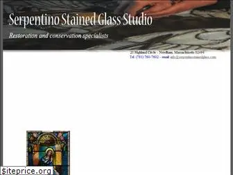 serpentinostainedglass.com