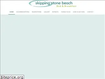 skippingstonebeach.com