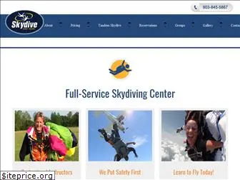 skydiveeasttx.com