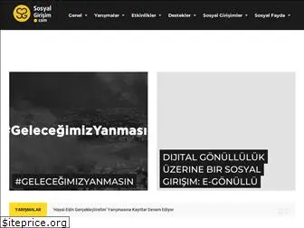 sosyalgirisim.com