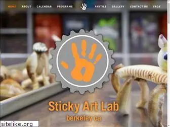 stickyartlab.com