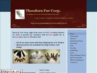 theodorafur.com