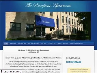 theriverfrontapartments.com