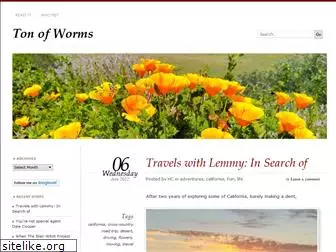 tonofworms.wordpress.com