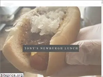 tonysnewburghlunch.com