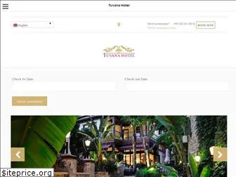 tuvanahotel.com