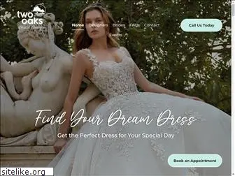 twooaksbridal.com