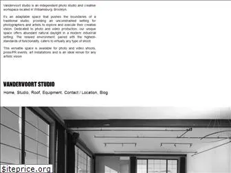 vandervoortstudio.com