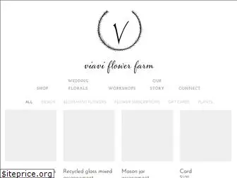 viaviflowerfarm.com