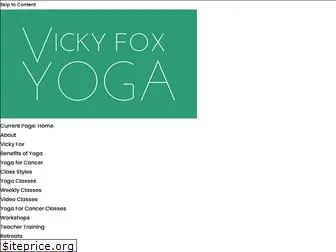 vickyfox-yoga.com