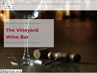 vineyardwinebar.com