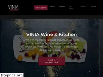 viniawinebar.com