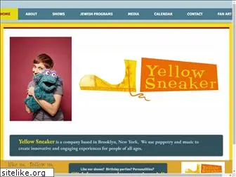 yellowsneakerpuppets.com