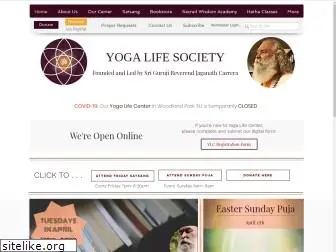 yogalifesociety.com