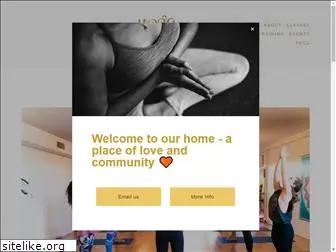 yogaom.com.au