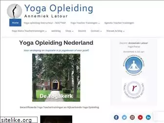 yogaopleiding.com