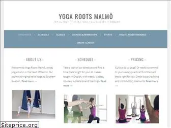 yogarootsmalmo.com